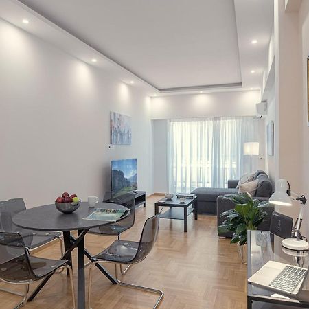 Amazing Apartment Near Metro Station! Афины Экстерьер фото