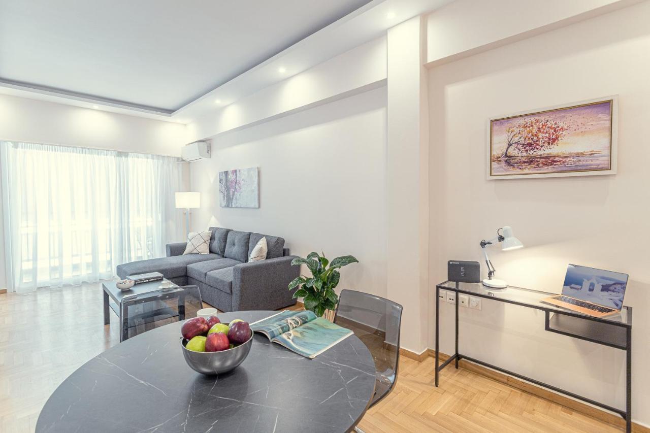 Amazing Apartment Near Metro Station! Афины Экстерьер фото