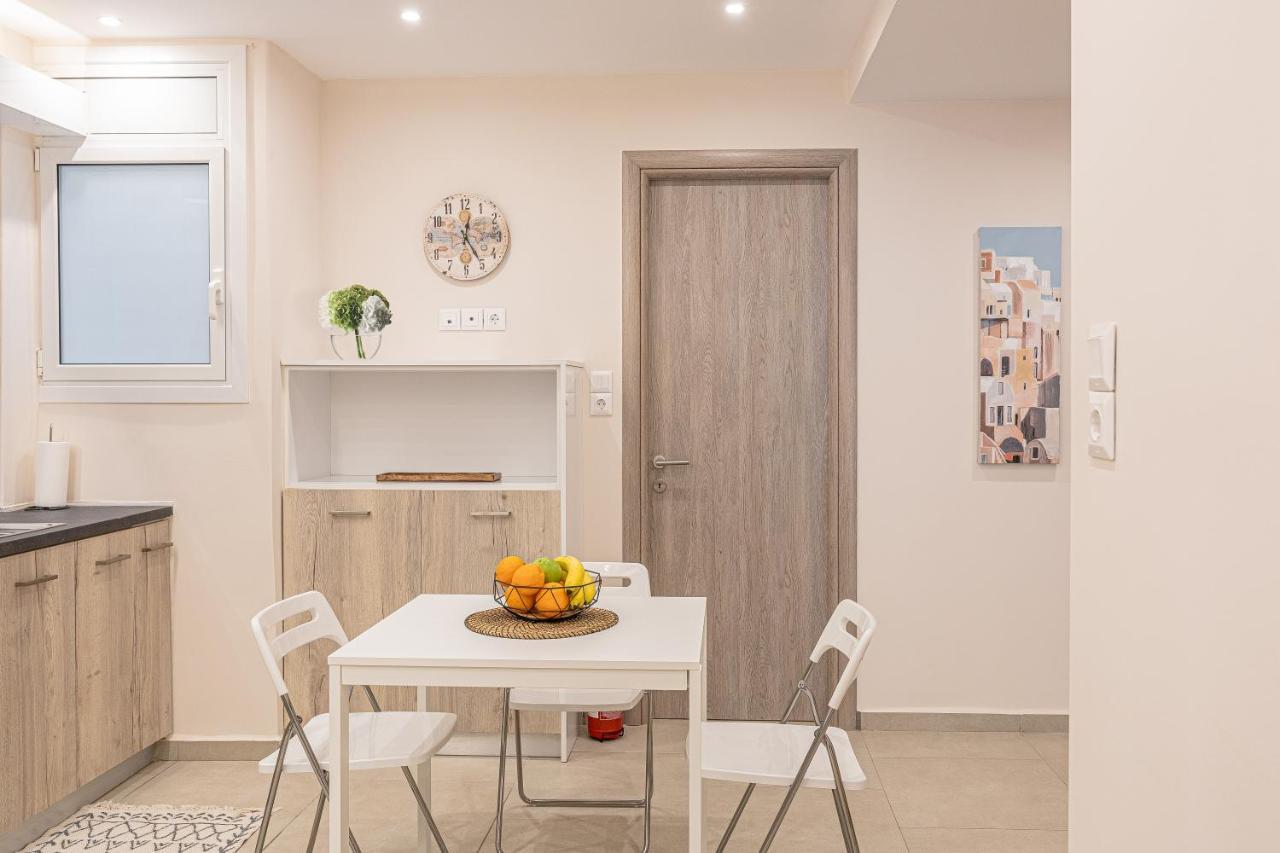 Amazing Apartment Near Metro Station! Афины Экстерьер фото