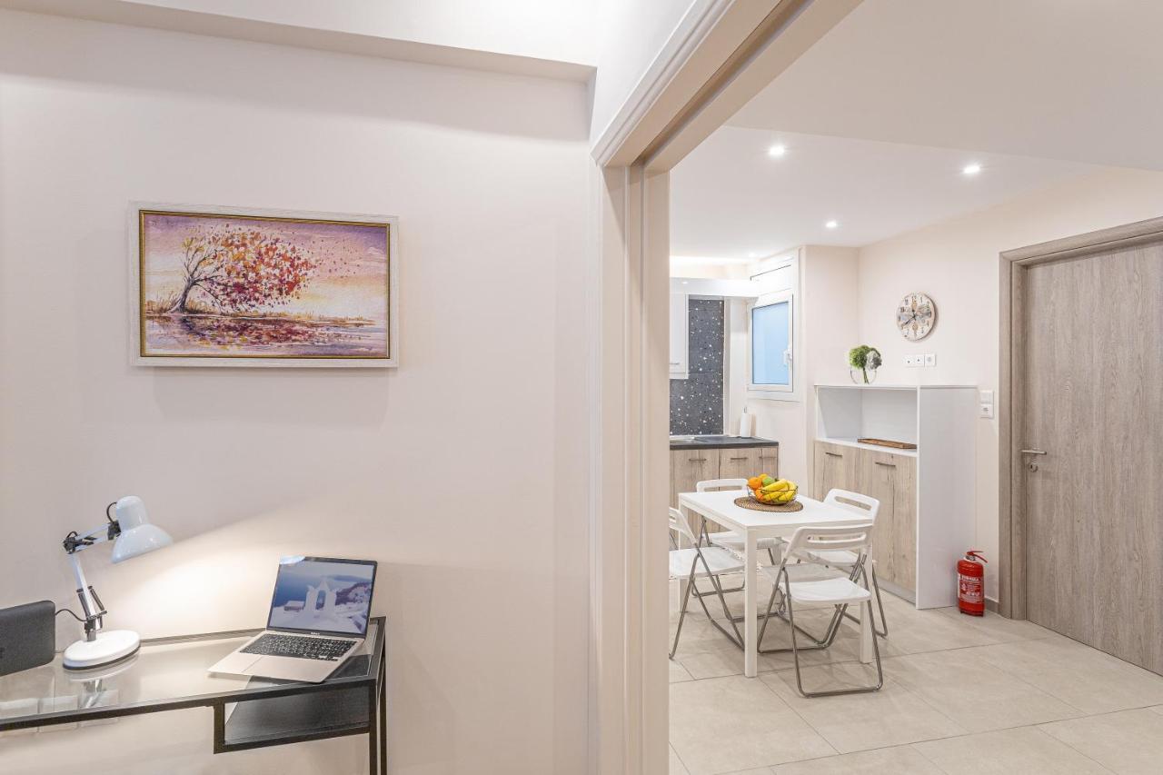Amazing Apartment Near Metro Station! Афины Экстерьер фото