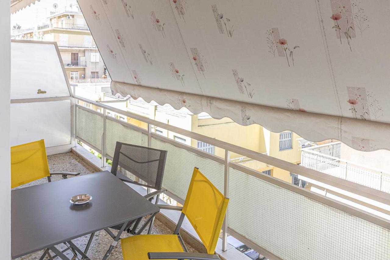 Amazing Apartment Near Metro Station! Афины Экстерьер фото
